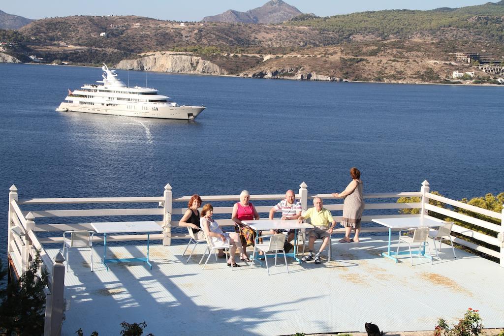 Kavos Bay Seafront Hotel Agia Marina  外观 照片