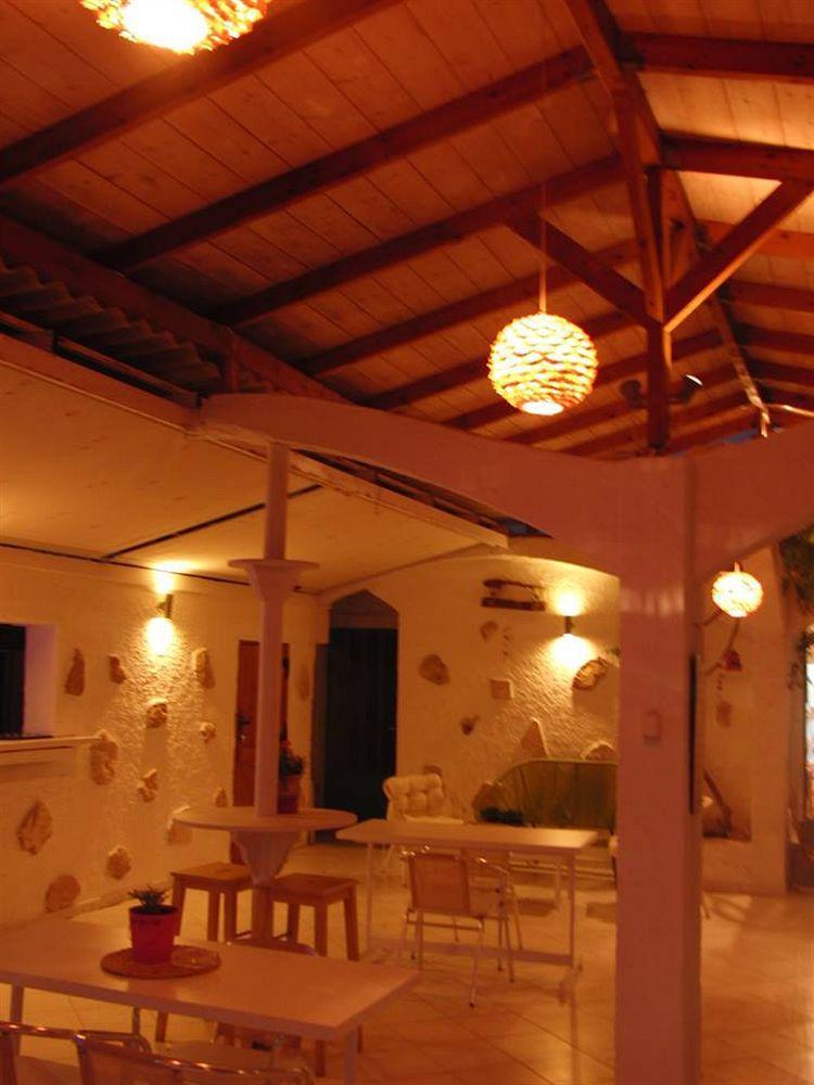 Kavos Bay Seafront Hotel Agia Marina  外观 照片