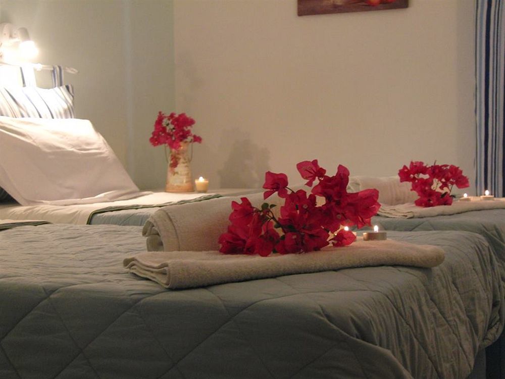 Kavos Bay Seafront Hotel Agia Marina  外观 照片