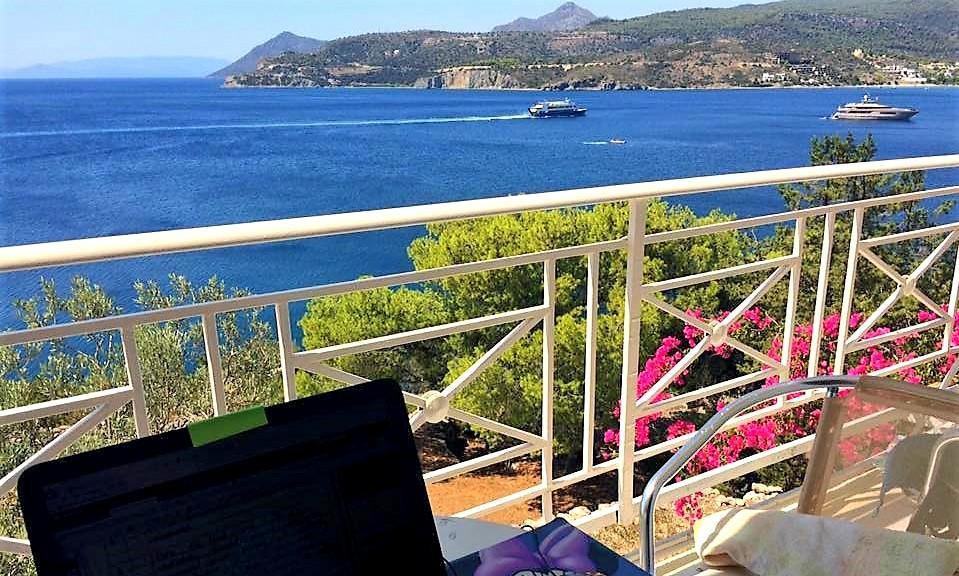 Kavos Bay Seafront Hotel Agia Marina  外观 照片