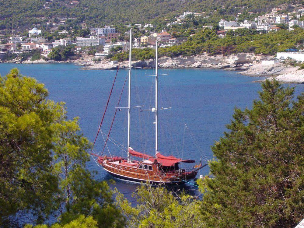Kavos Bay Seafront Hotel Agia Marina  外观 照片